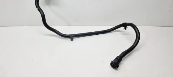 Peugeot 5008 II Engine coolant pipe/hose 9673473980