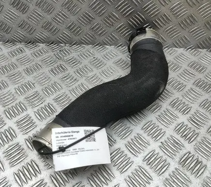 BMW X6 G06 Intercooler hose/pipe 8599392