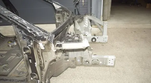 Front quarter panel