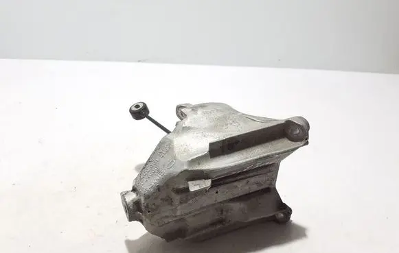 Audi A6 S6 C8 4K Engine mounting bracket 4M0199307CB