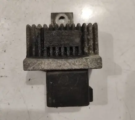 Renault Scenic II - Grand scenic II Glow plug pre-heat relay 7700115078