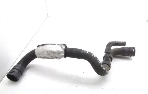 Volvo XC70 Engine coolant pipe/hose