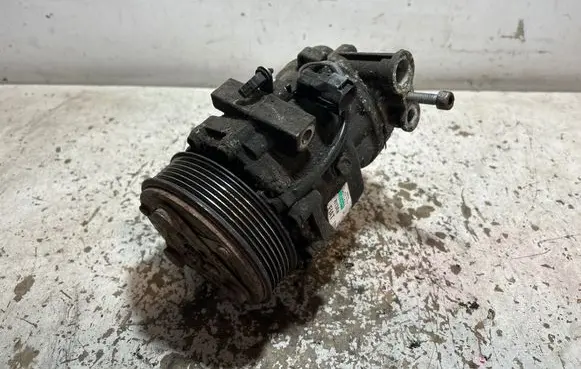 Fiat Fiorino Air conditioning (A/C) compressor (pump) 51893889 01562710361 R134A