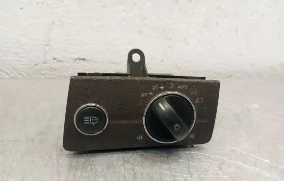 Mercedes-Benz E W211 Light switch 2115450404