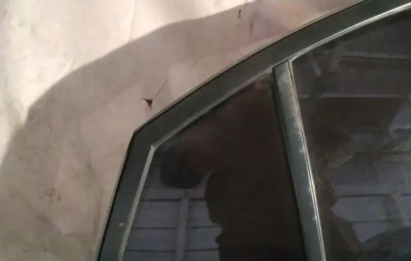 Mazda 6 Rear vent window glass 