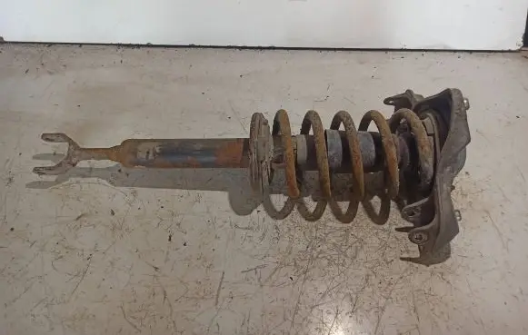 Front shock absorber with coil spring