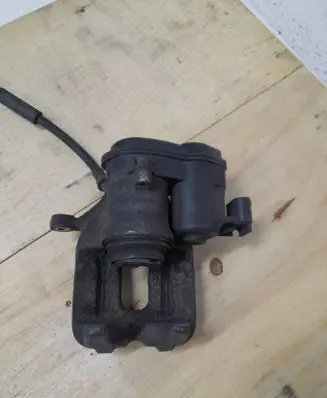 BMW 6 F06 Gran coupe Rear brake caliper 32349660