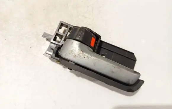 Rear door interior handle