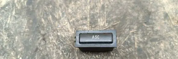 Traction control (ASR) switch
