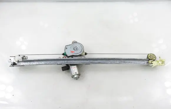Renault Trafic II (X83) Front door window regulator with motor 91165704 7700311820