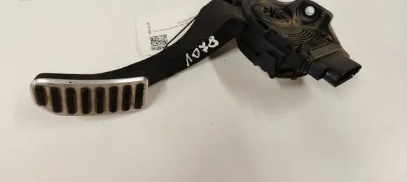 Volvo V60 Accelerator throttle pedal 31329371 6PV01083430