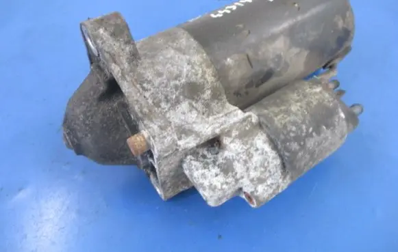 Volvo S60 Starter motor 30782052