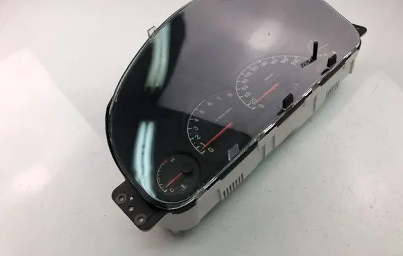 Hyundai Trajet Speedometer (instrument cluster) 940033A410