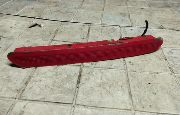 Volkswagen PASSAT B6 Third/center stoplight 1K6945097B