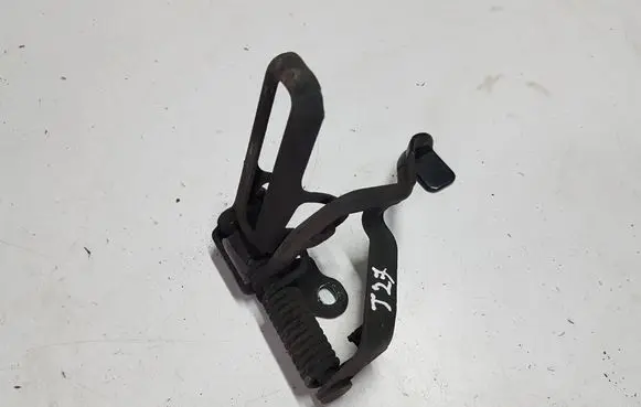 Toyota Avensis T270 Engine bonnet/hood lock/latch loop/hook 