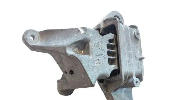 Ford Focus Gearbox mount JX617M121AC 26009 326F82