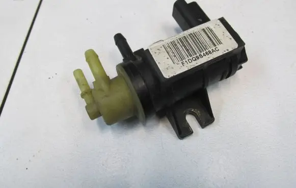 Ford Focus Turbo solenoid valve F1DQ9S468AC