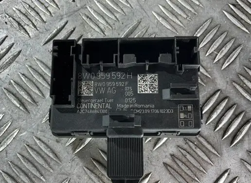 Audi A5 Door control unit/module 8W0959592H 8W0959592