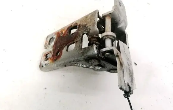 Dodge Durango Rear door lower hinge 52SVD4M