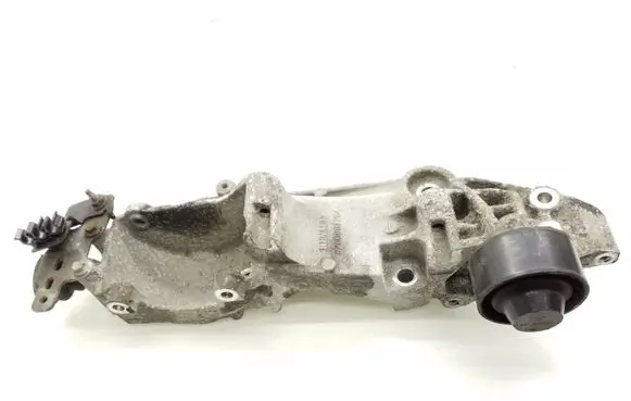 Nissan Qashqai Alternator belt tensioner 8200881264
