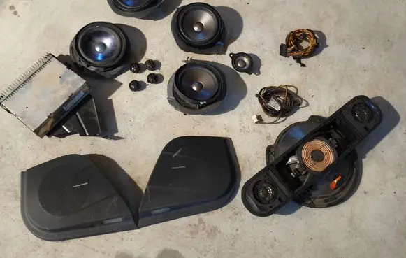 Mercedes-Benz E W211 Audio system kit A2118202802 A2118274542 A2118206702