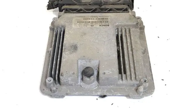Dodge Avenger Engine control unit/module ECU P05033700AD