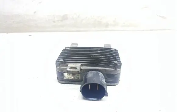 Volvo S60 Coolant fan relay 940011200