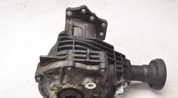 Volvo XC90 Rear gearbox reducer/haldex oil pump P31256172