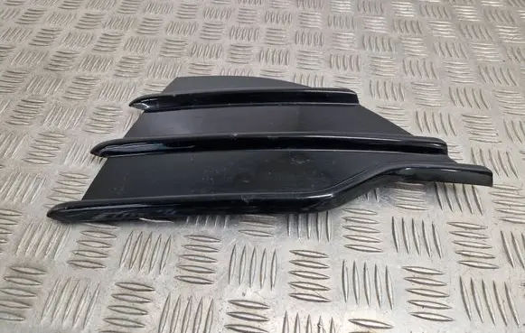 Front bumper lower grill