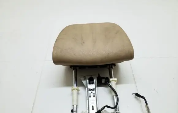 BMW 5 F10 F11 Front seat headrest 9175455