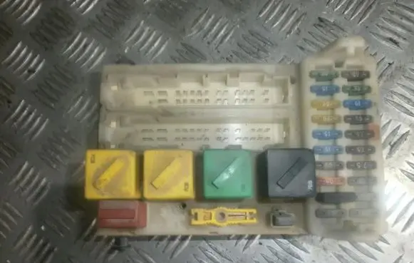 Ford Mondeo MK II Fuse box set 93bg14k150ad