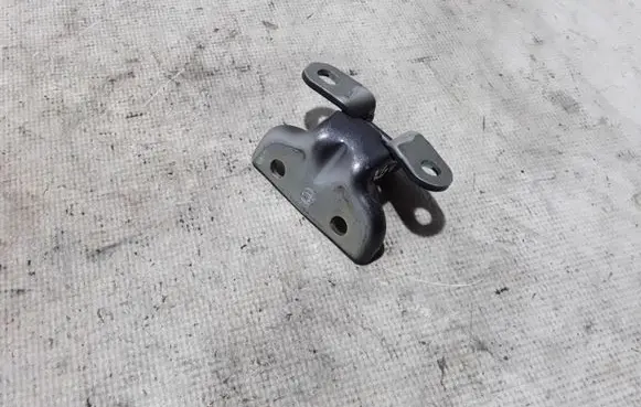 Rear door upper hinge