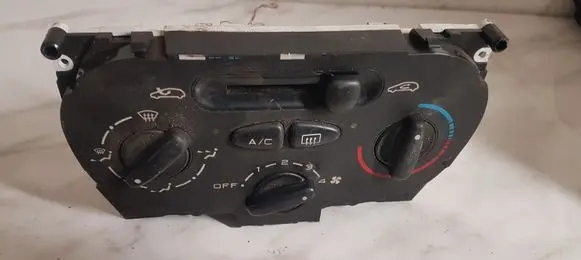 Peugeot 206 Climate control unit 1068701
