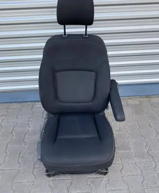 Renault Trafic III (X82) Front passenger seat
