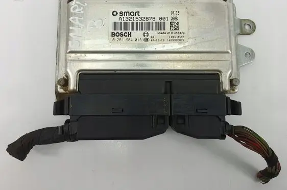 Smart ForTwo II Engine control unit/module A1321532879