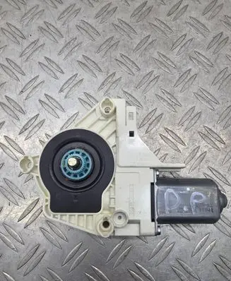 Audi Q5 SQ5 Front door window regulator motor 8K0959802B 11420240709 1101919809201