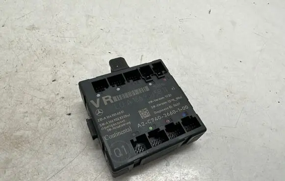 Mercedes-Benz A W176 Door control unit/module A1669005811