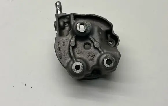 Citroen DS4 Fuel pump bracket 9824088780
