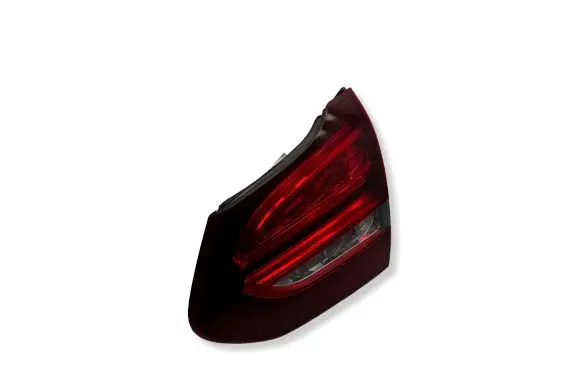 Mercedes-Benz C W205 Tailgate rear/tail lights A2059066000