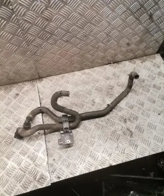 Mercedes-Benz CLA C117 X117 W117 Engine coolant pipe/hose