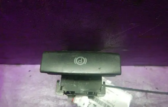 Audi A6 S6 C6 4F Handbrake/parking brake auto hold switch 96516592ZD