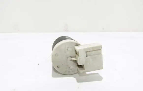 Nissan Vanette Windscreen/windshield washer pump