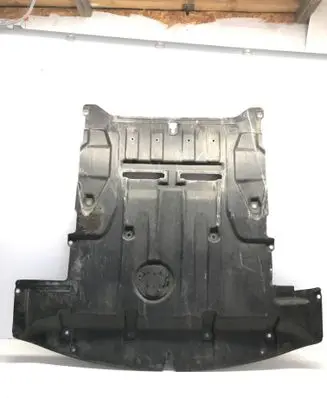 Mercedes-Benz Sprinter W907 W910 Engine splash shield/under tray A9075200000