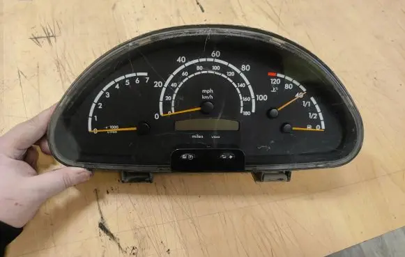 Mercedes-Benz Sprinter W901 W902 W903 W904 Speedometer (instrument cluster)