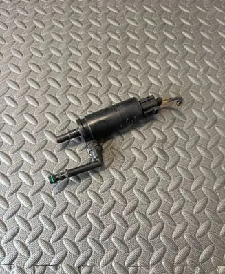 Audi A6 S6 C7 4G Headlight washer pump 3B7955681