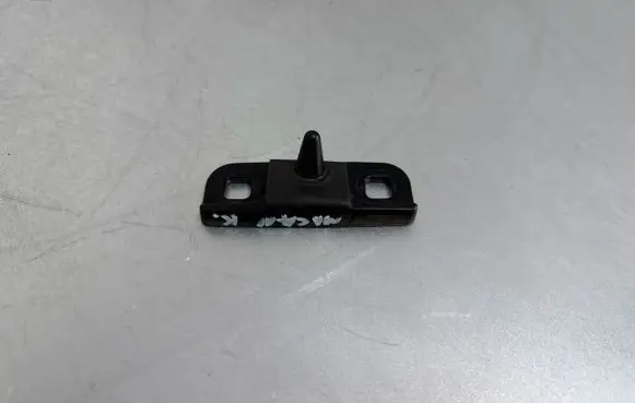 Porsche Macan (95B) Sliding door check strap stopper 7N0843841C