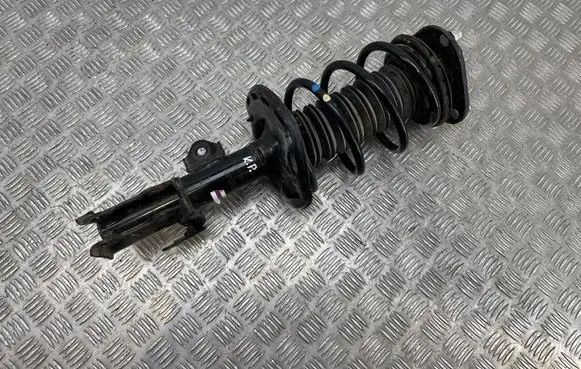 Toyota Auris E180 Front shock absorber with coil spring 4852002E01