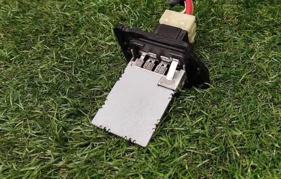 KIA Venga Heater blower motor/fan resistor HDZXA3