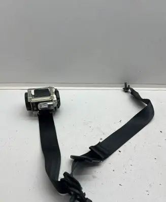 Volvo XC90 Rear seatbelt 39825721 626935600 03032017
