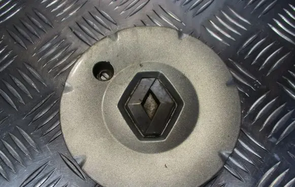 Renault Laguna II Original wheel cap